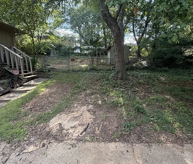 111 Tryon St #COPY — Photo 3