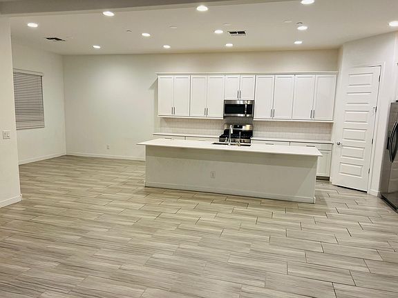4th image of 12375 W Calle De Baca