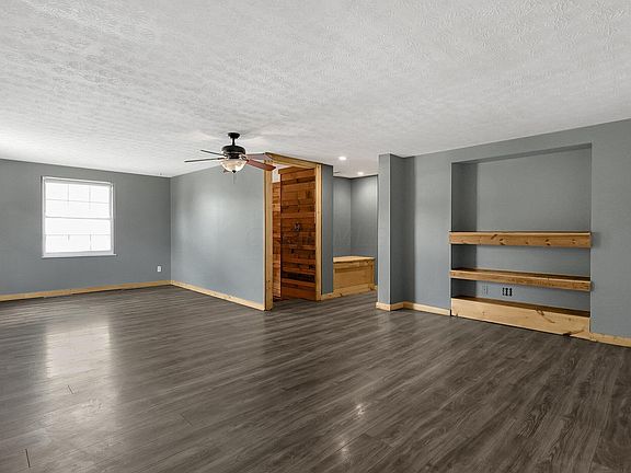 5th image of 2097 Jade St