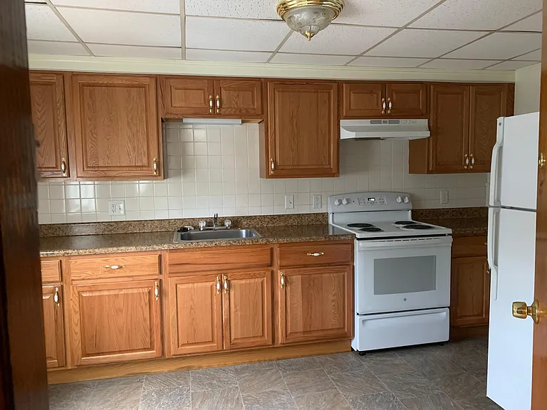 1 Holland St #1 — Photo 12