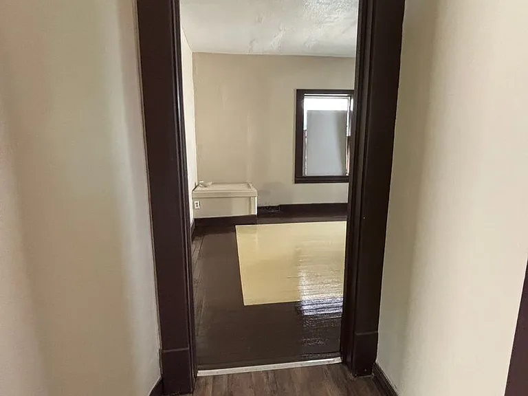 412 Wayne Ave — Photo 5