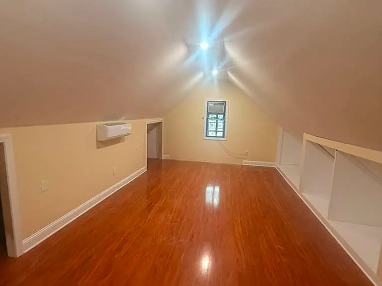 16 Terrace Ave — Photo 6