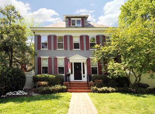 3708 Thornapple St, Chevy Chase, MD 20815