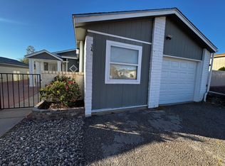 344 Coral Dr NE, Rio Rancho, NM 87124