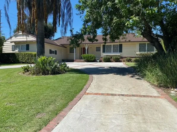 935 Milmada Dr, La Canada Flintridge, CA 91011