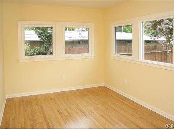 5th image of 621 W Olive Ave