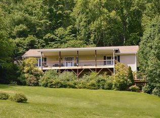 74 Concord Rd, Asheville, NC 28803