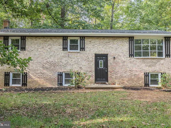 173 Shady Acres Ln, Kearneysville, WV 25430