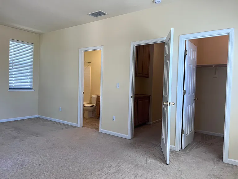 771 Cathedral Way — Photo 40