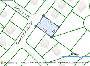 624 W Country Place Dr, Tobyhanna, PA 18466