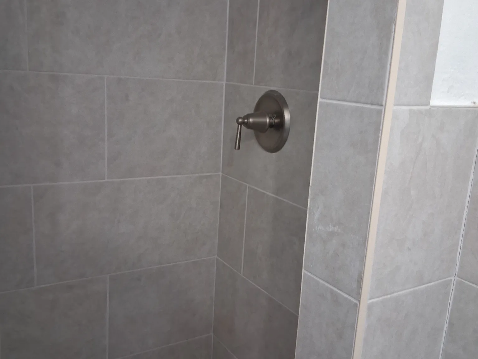 4714 Frankfort Ave — Photo 3
