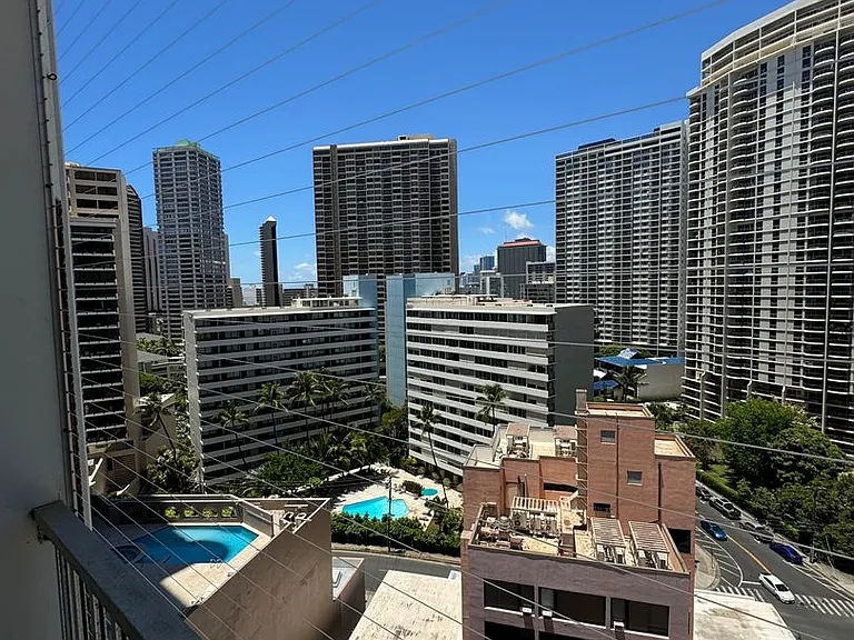 1920 Ala Moana Blvd #1410 — Photo 18