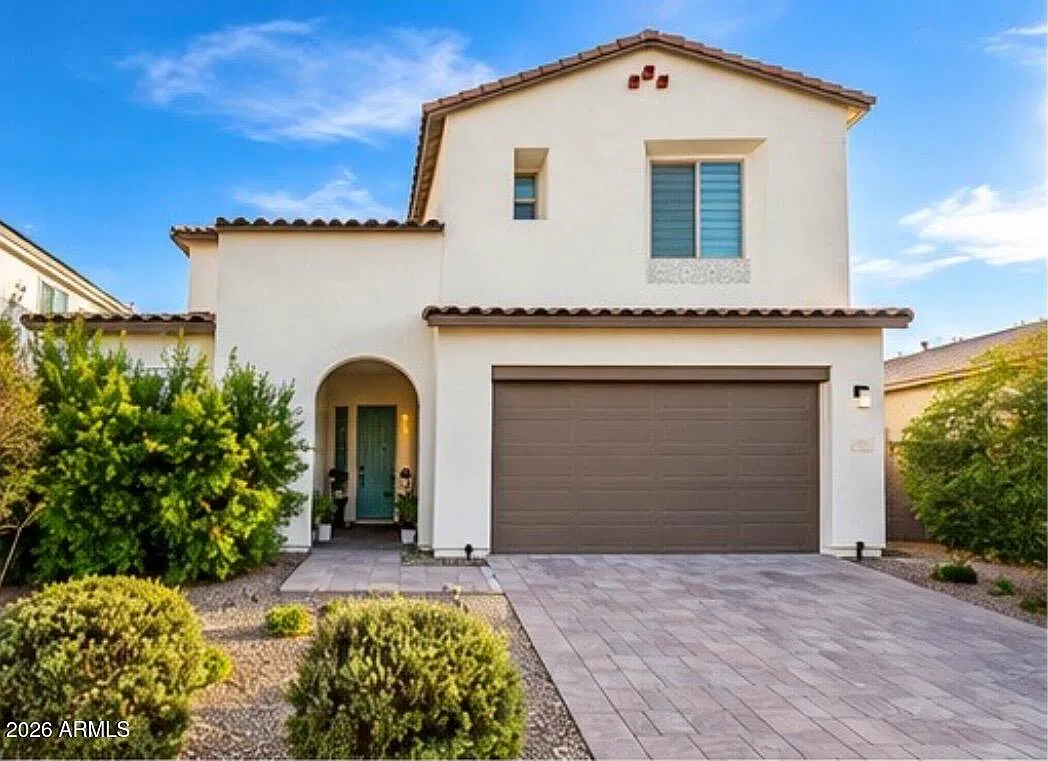 5 bed, 4.5 bath, 3785 sqft, $4,500 — Photo 1