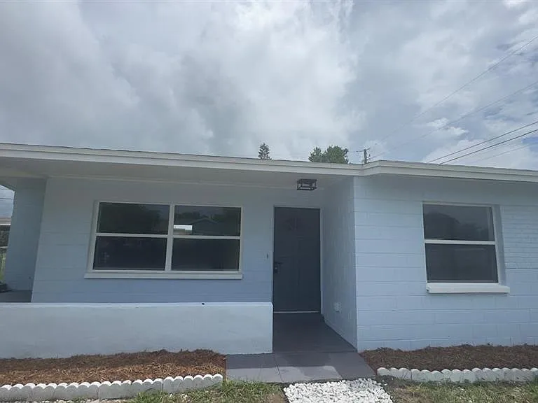 735 Scotty Dr — Photo 2