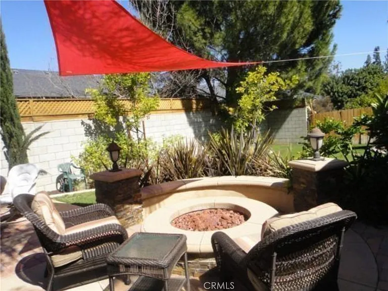1534 Brookside Ave — Photo 13
