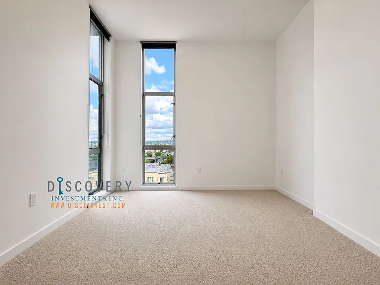 630 Thomas L Berkley Way #816 — Photo 24