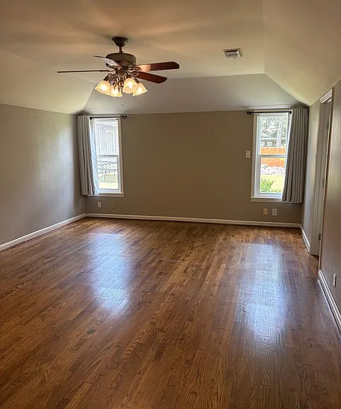 737 Morningside Dr — Photo 21