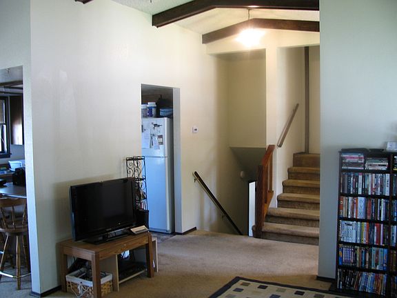 1bed&bath down/1 bed&bathup