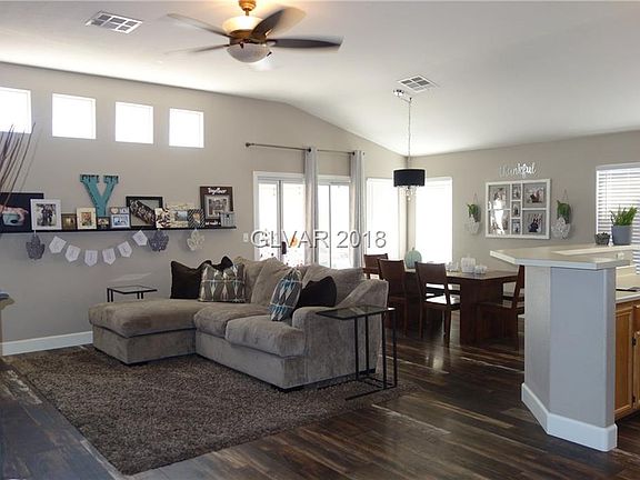 5th image of 576 Estancia Ct