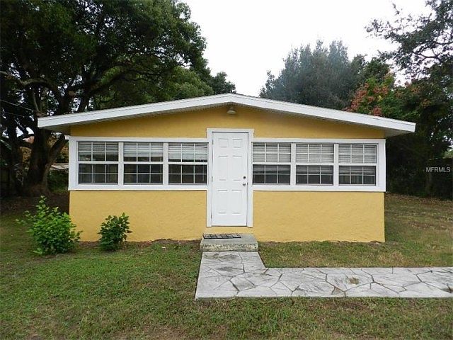1st image of 4874 Magnolia Ave