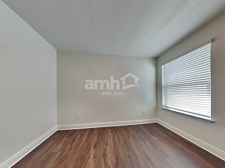 27438 Saint Andrews Ave — Photo 28
