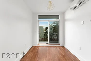 Rented by Rennit Inc.