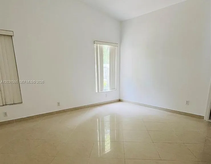 10420 SW 24th Ct — Photo 7