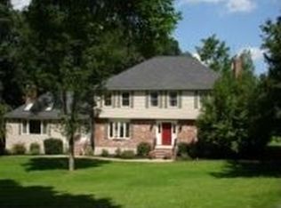 6 Rachel Rd, Andover, MA 01810