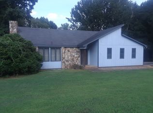 121 Edgefield St, Boiling Springs, SC 29316