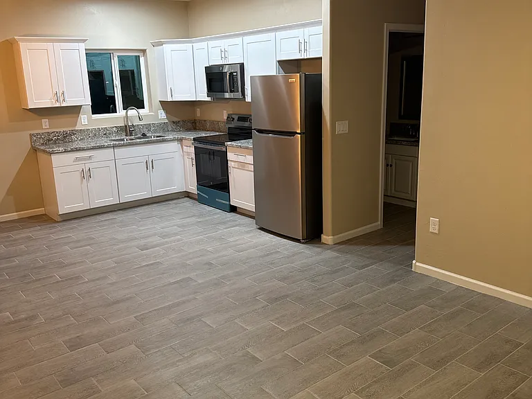 2073 W Ajo Way — Photo 10