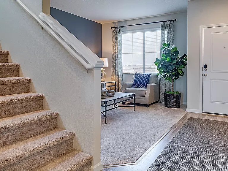 3664 NE Pioneer St — Photo 6