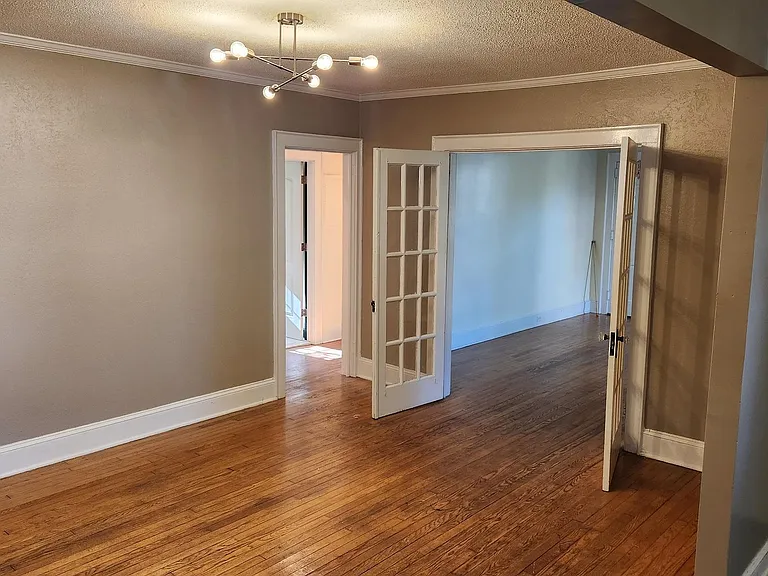134 Central Blvd — Photo 5
