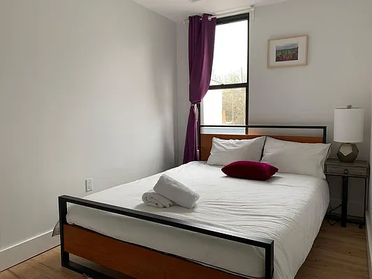 Rented by Nooklyn NYC LLC | media 62