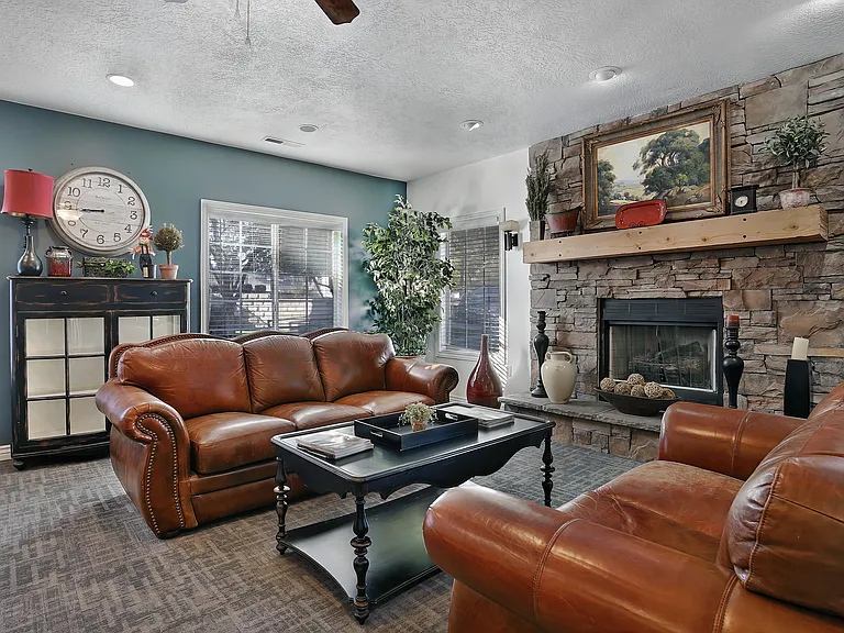 Parkgate Apartments — Photo 9