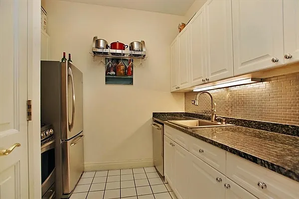 Sold by Citi Habitats | media 27