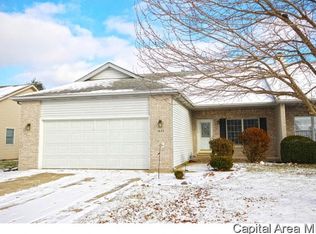 1620 Woodmore Dr, Springfield, IL 62711