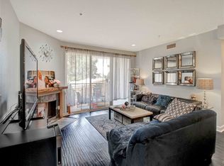 6038 W Carlton Way #103, Los Angeles, CA 90028