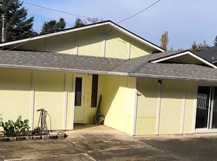 28248 Mateer Rd, Gold Beach, OR 97444