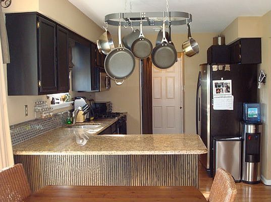 Kitchen was updated in 2008. Kitchen 12 x 10