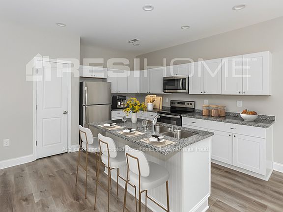 3rd image of 144 Woodlawn Dr