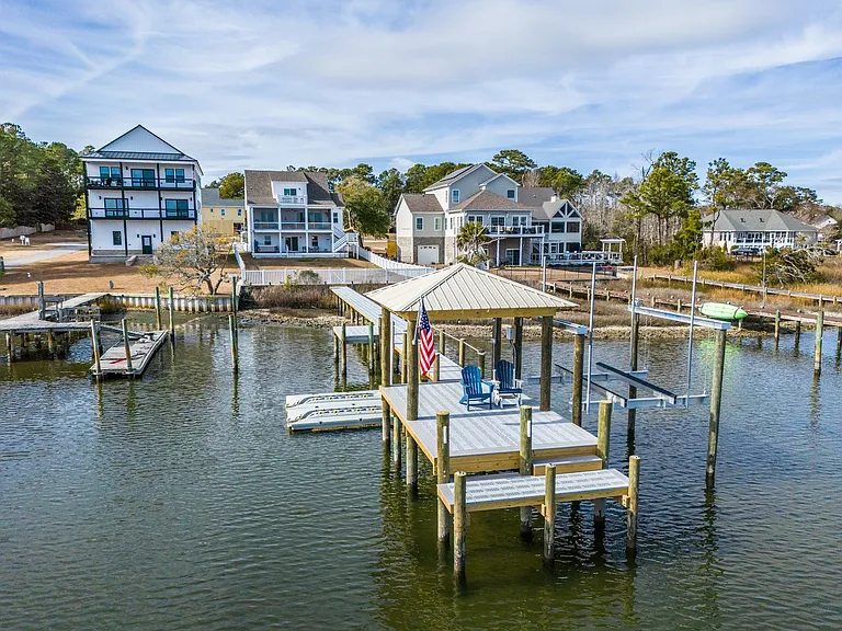 1059 Meridian Dr — Photo 41