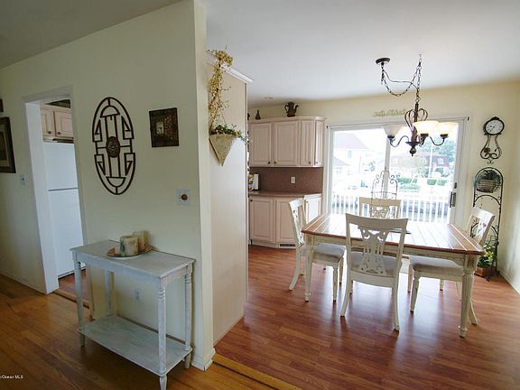 4th image of 740 Tunney Point Dr