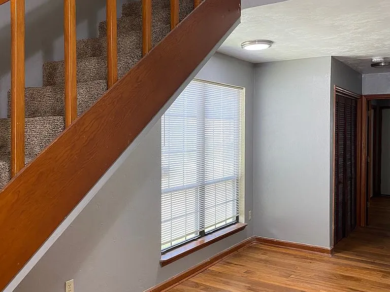 358 Hayden Rd — Photo 9