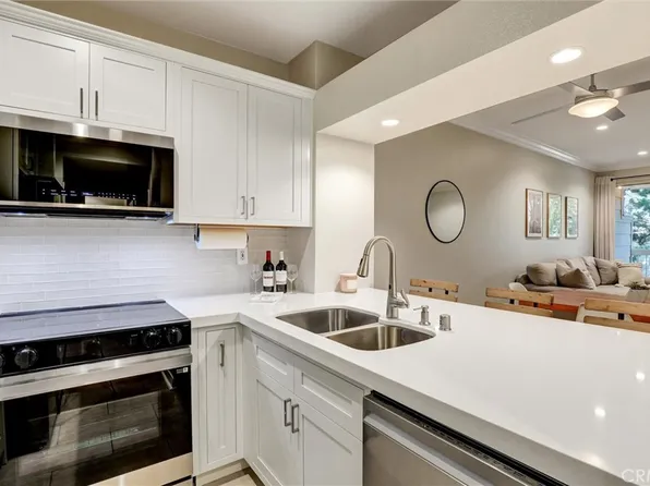 20331 Bluffside Cir #A-108, Huntington Beach, CA 92646