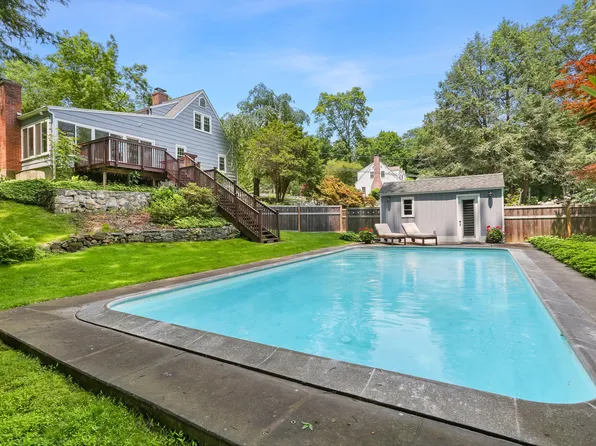 11 Overlook Road, Westport, CT 06880