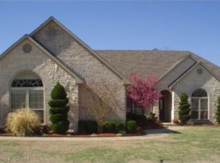 3110 Eagle Dr, Greenwood, AR 72936