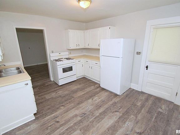 2nd image of 2939-2941 13th Ave
