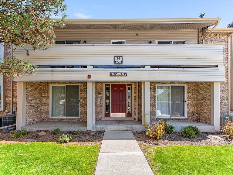 44435 Savery Dr #137 — Photo 1