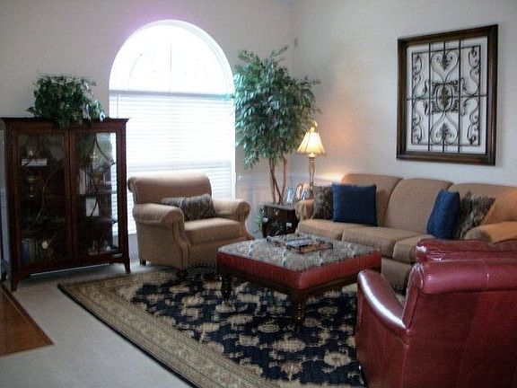 4th image of 122 Palmer Ct