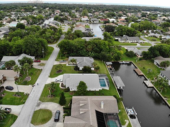 5th image of 3 Crossway Ct W